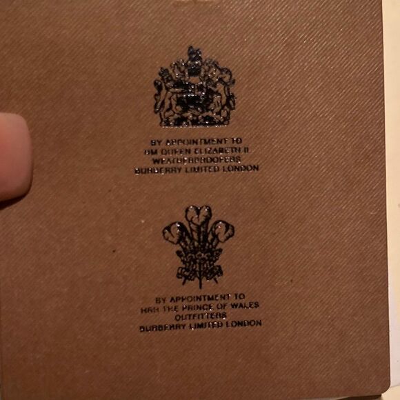 Burberry Lola Cardholder Case Cool Mint Quilted Leather Gold Logo Front NWT - Picture 12 of 14